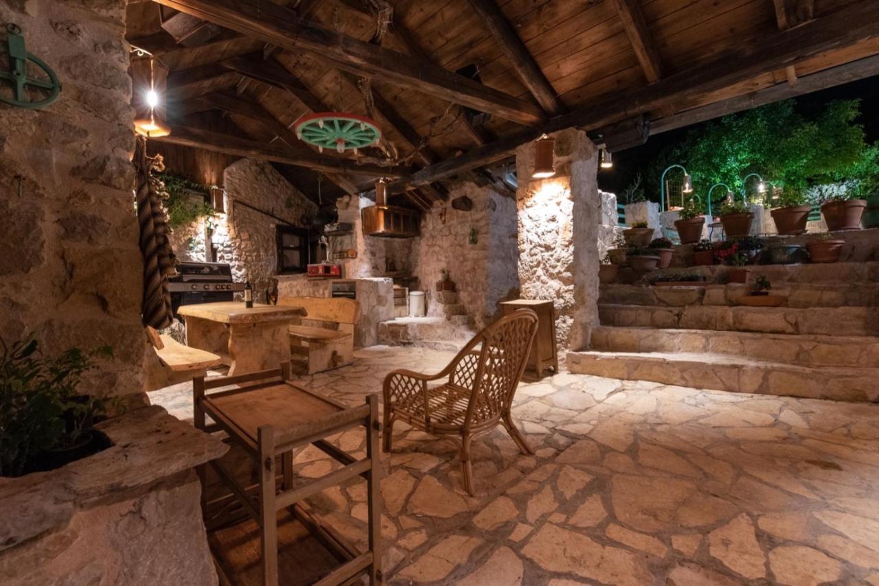 Villa Pristinus Krstatice Esterno foto