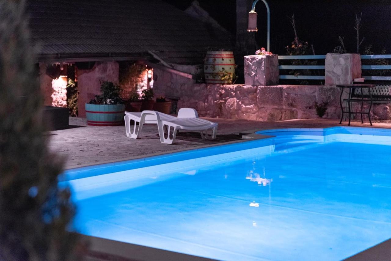 Villa Pristinus Krstatice Esterno foto